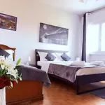 Leone Di San Marco B&B *